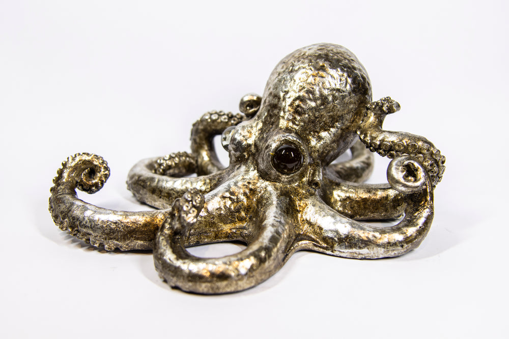 An Octopus Life Sculpture